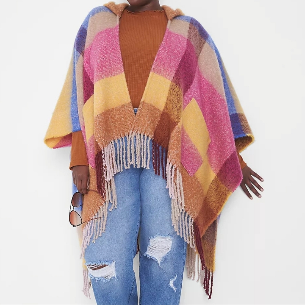 Checked Hooded Poncho with pockets